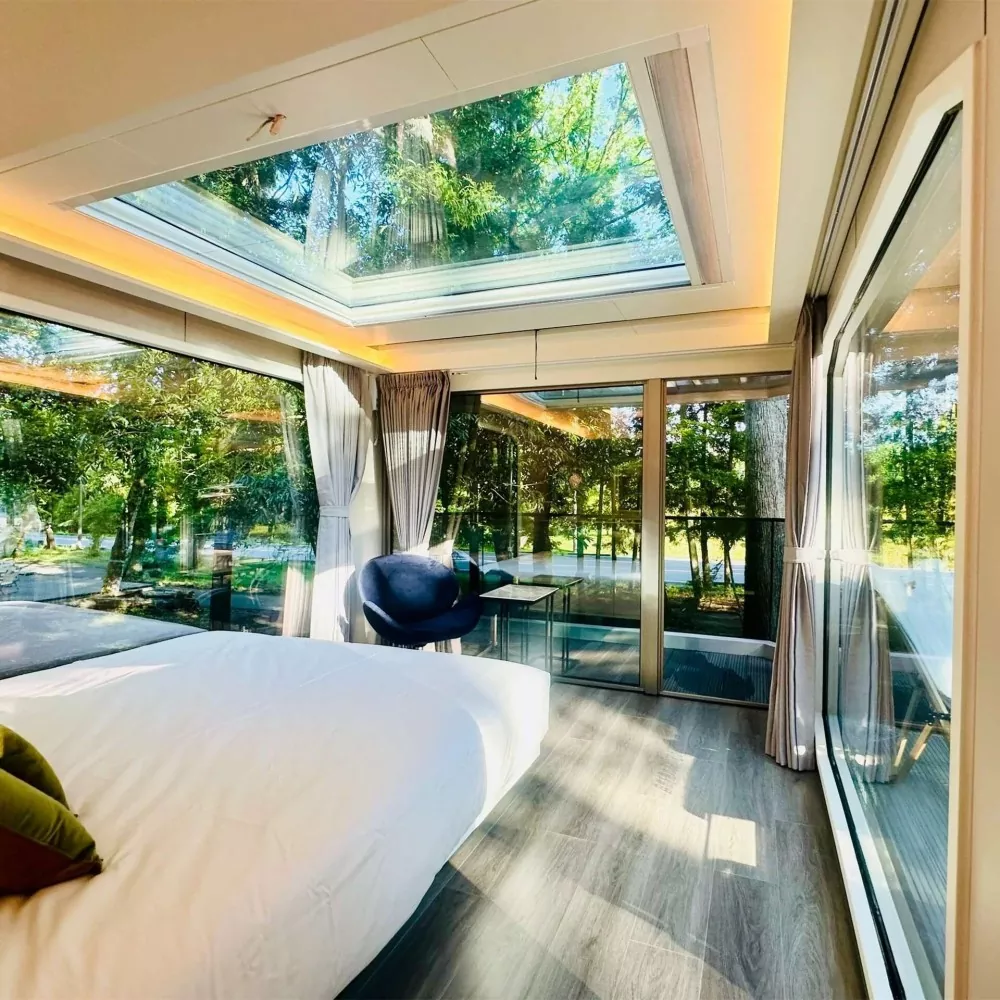 Capsule House