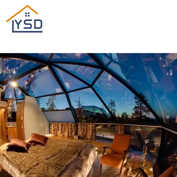 A Glass Room for Watching The Stars